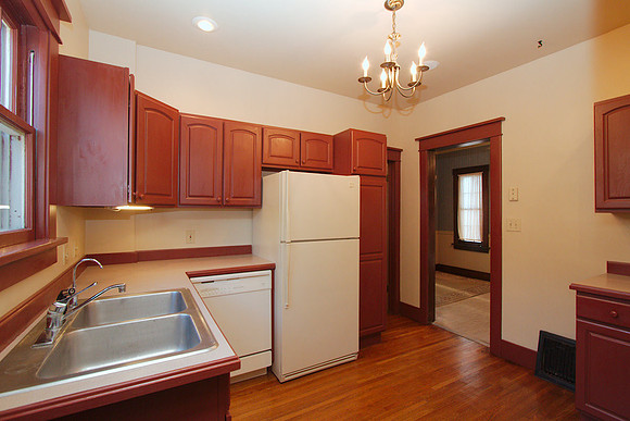 33-8719-kitchen_1200