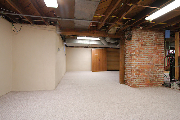 60-8734-basement_1200