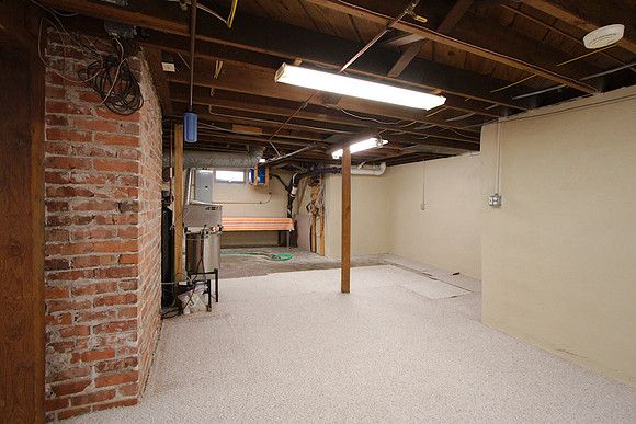 62-8737-basement_1200