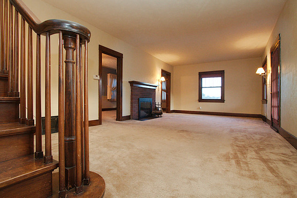 35-8804-living_1200